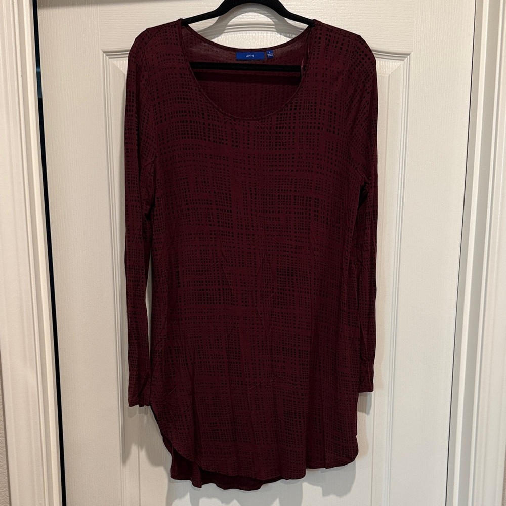 Women's Long Sleeve Scoop Neck Tunic - Burgundy